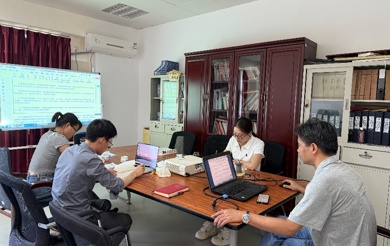 在孔子诞辰纪念日之际的集体备课会