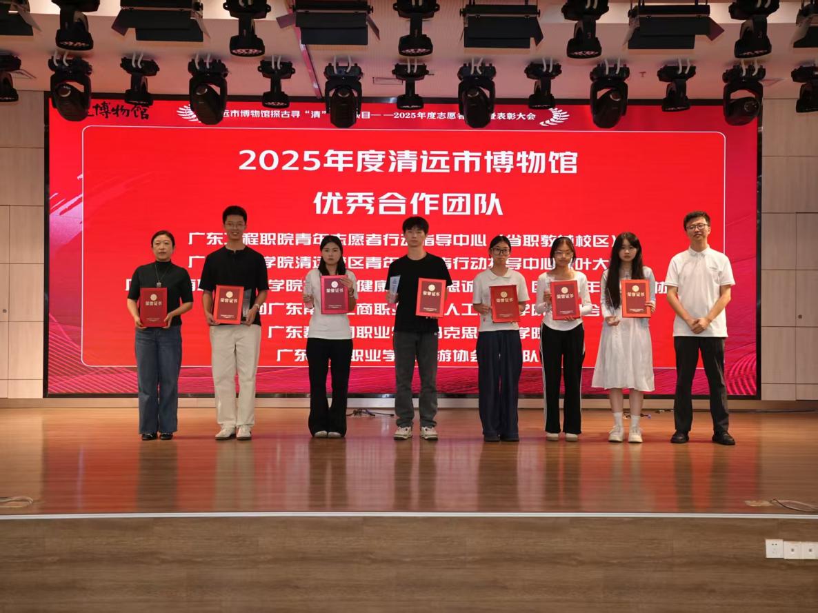 9324321e13b7e8c7f77db98d938ea1d8